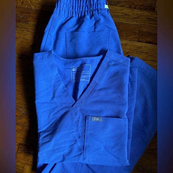 Figs Scrub Set - Picture 6 of 6